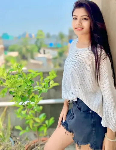 Cute Ladki Ki Photo