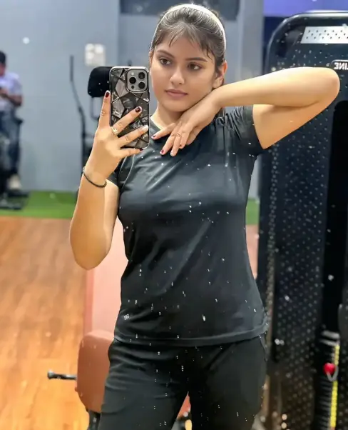 Cute Ladki Ki Photo