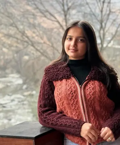Cute Ladki Ki Photo
