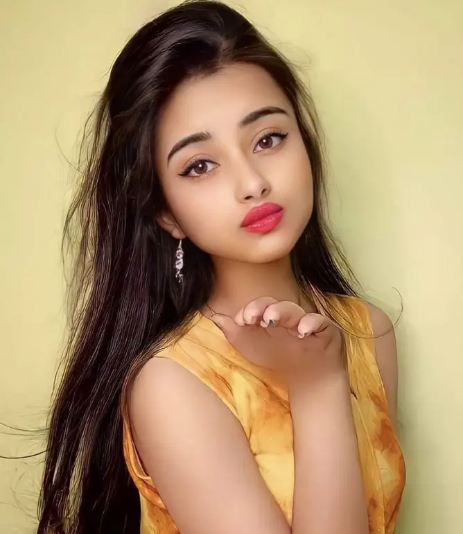 Acchi Acchi Ladkiyon Ki Photo