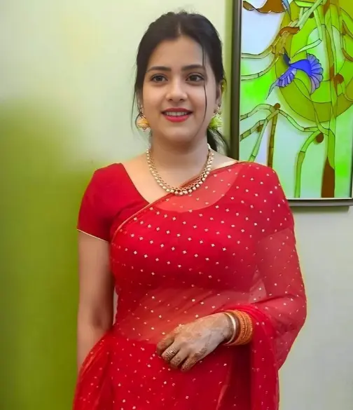 अच्छी अच्छी लड़कियों की फोटो