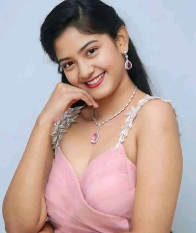 Delhi Ladki Ki Photo