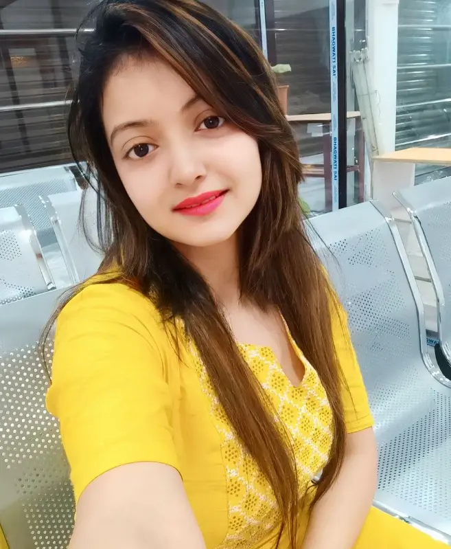 Delhi Ladki Ki Photo