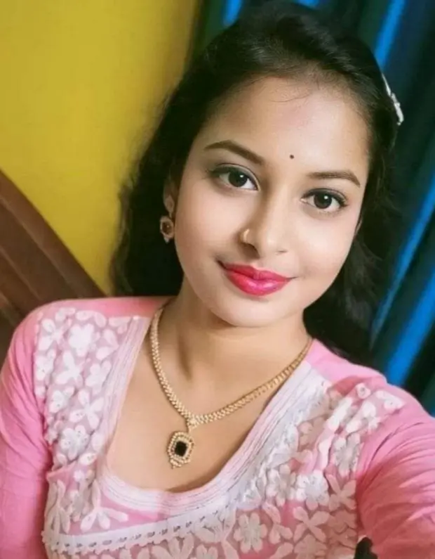 Delhi Ladki Ki Photo