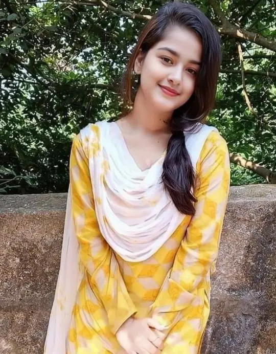 stylish ladki ki photo