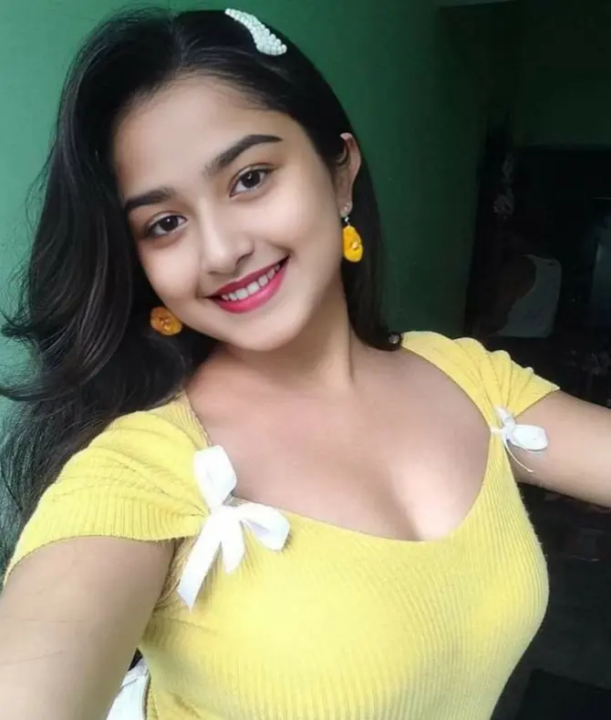 Modern Gujarati ladki ka photo