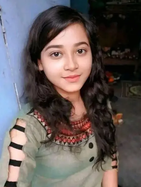 16 Saal Ki Ladki Ki Photo 2025 2026