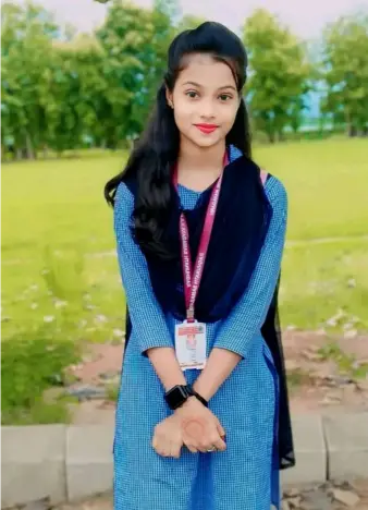 16 Saal Ki Ladki Ki Photo