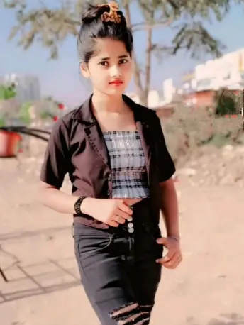16 Saal Ki Ladki Ki Photo