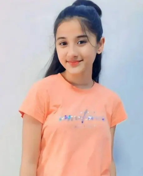 16 Saal Ki Ladki Ki Photo