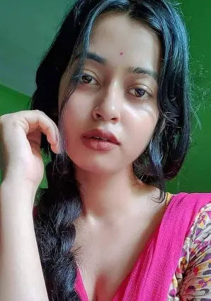 18 Saal Ki Ladki Ki Photo