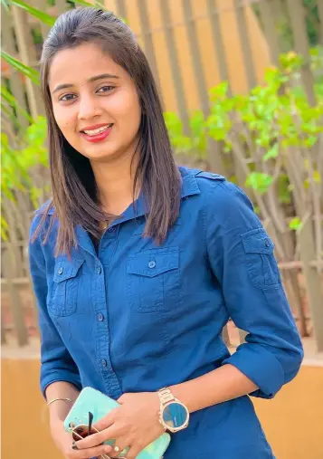 18 Saal Ki Ladki Ki Photo