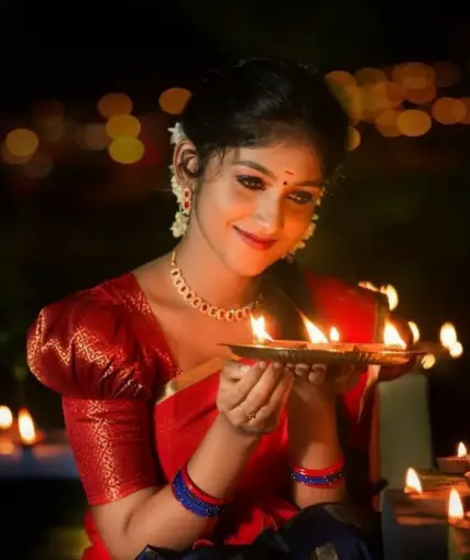Diwali Ladki Ki Photo