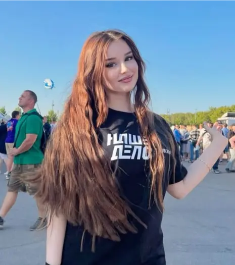 Dubai Stylish Ladki Ki Pic