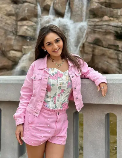 dubai ke ladki ka photo