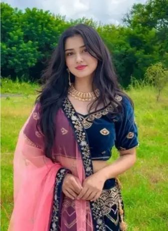 Stylish Ladki Ki Photo