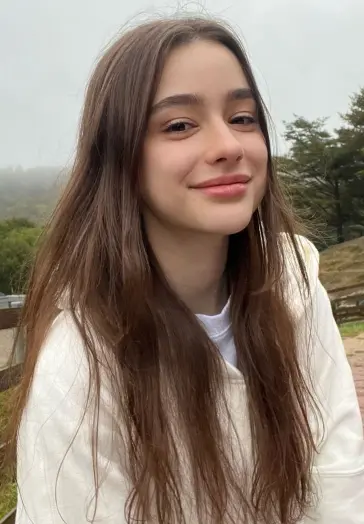 Russian Ladki Ki Photo