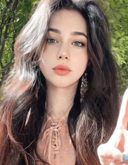 Russian Ladki Ki Photo