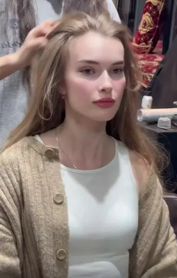 Russian Ladki Ki Photo