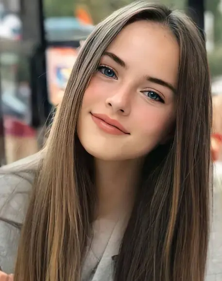 Russian Ladki Ki Photo