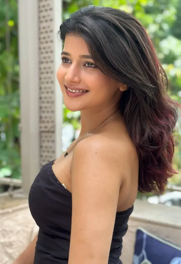 Samridhii Shukla Ki Masum Photos