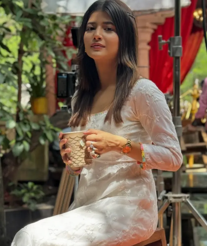 Samridhii Shukla Ki Masum Photos