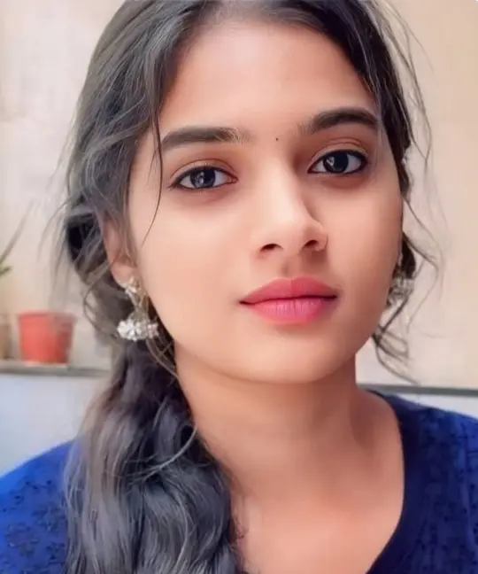 Cute Smart Ladki Ka Photo