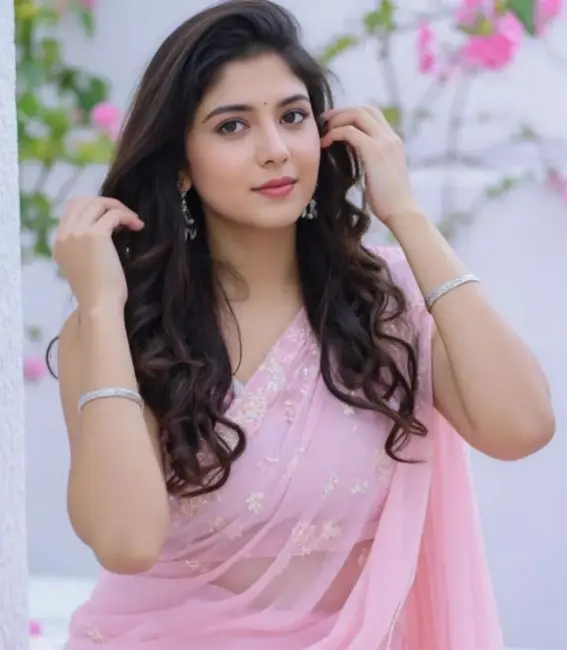 Smart Ladki Ka Photo 2025