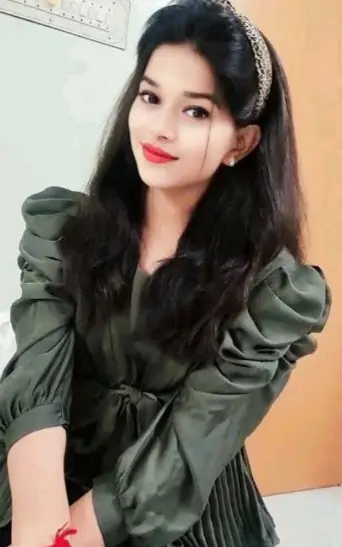 simple girl insta status pic