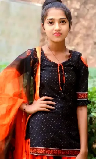 Beautiful Ladki Ki Photo