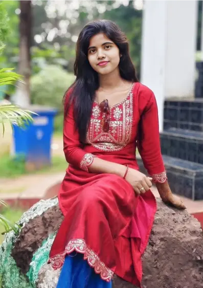 Beautiful Ladki Ki Photo