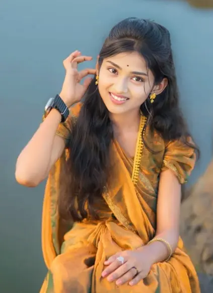 Ladki Image
