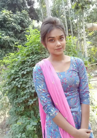 Stylish Gaon ki ladki ka photo