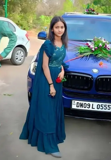 Stylish Gaon ki ladki ki photo
