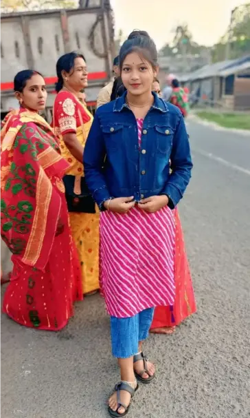 Lovely Gaon ki ladki ka photo