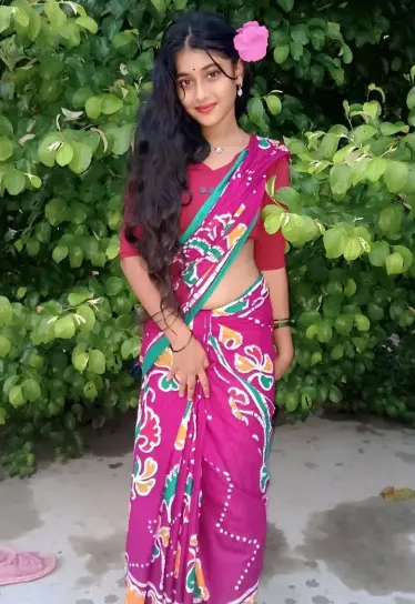 Khubsurat Gaon ki ladki ka Photo