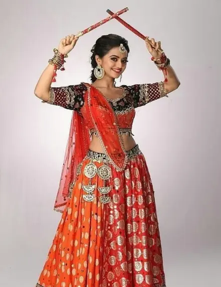 Stylish Garba Dress Photo & Traditional Look 2026