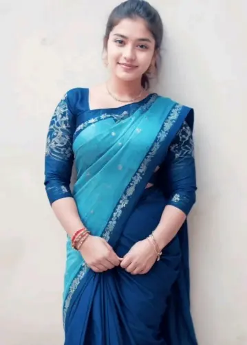 Stylish Indian Girl Tasvir for FB DP 2026