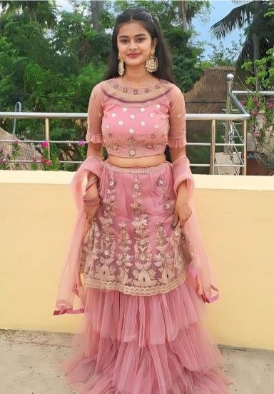 Beautiful Village Girl Wallpaper