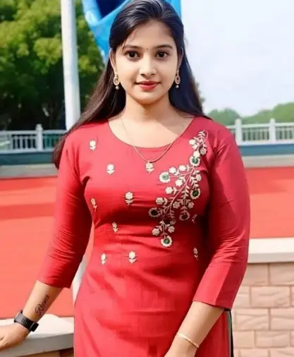 College Ki Ladki Ka Photo image