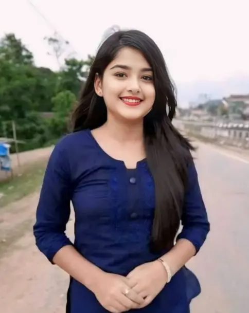 college ki ladki ka sabse sundar photo