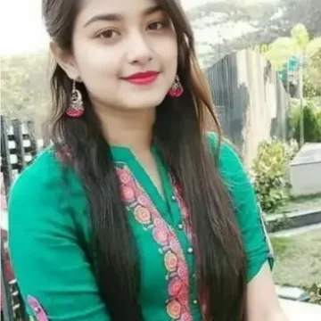 College Ki Ladki Ka Photo 2026