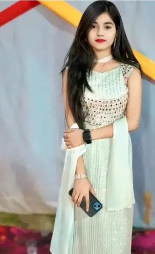 sundar girl ki function walala photo college mein