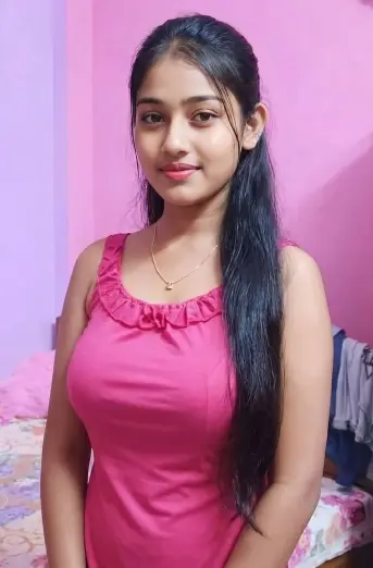 santo ladki ka photo college mein