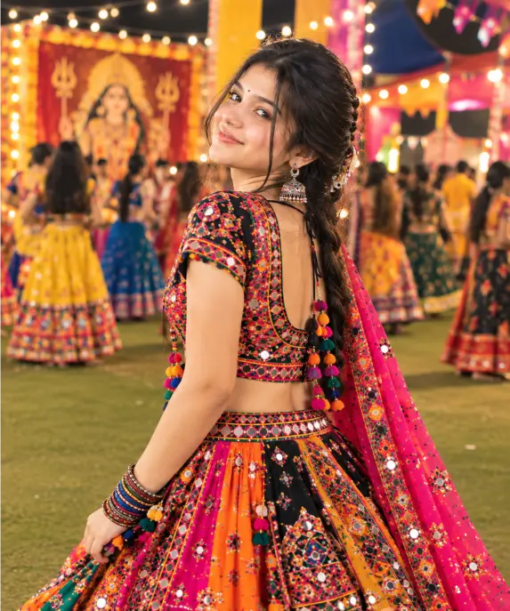 dandiya look ladki ki photo status ke liye