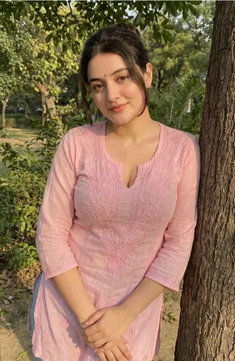 Cute Gen Z Girl Photo